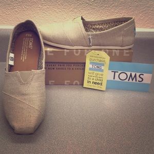 Toms Natural Metallic Burlap Flats